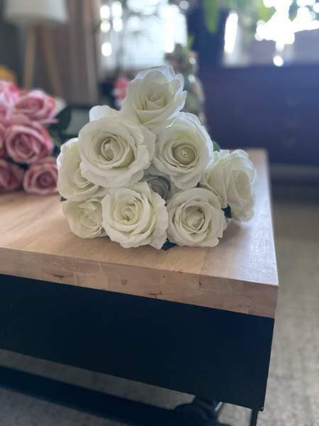 Valkoisia ruusuja Лахти - изображение 1