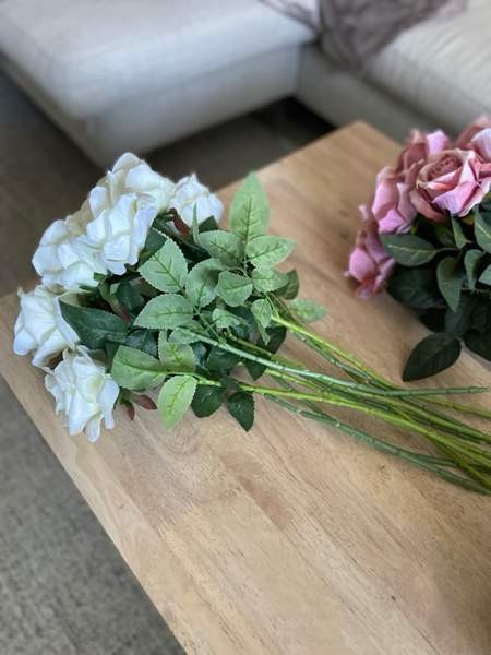 Valkoisia ruusuja Лахти - изображение 2