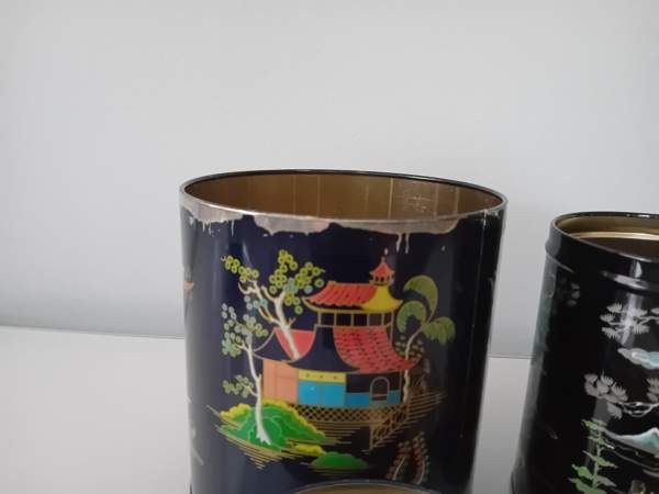 Vanhat englantilaiset peltipurkit Helsinki - valokuva 6