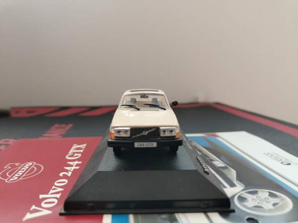 Volvo 244GTX Порвоо - изображение 2