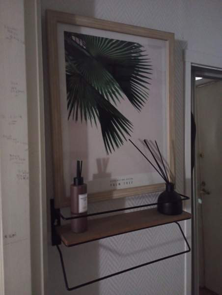 Hylly ja taulu Каарина - изображение 1