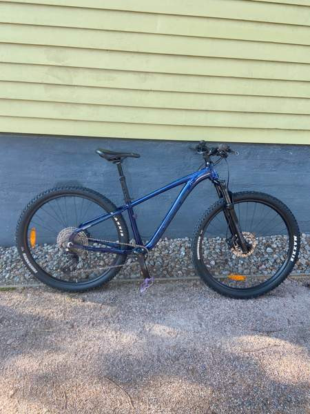 Kona Mahuna maastopyörä, runko S, rengas 29”, vm. 2022 Espoo - valokuva 1