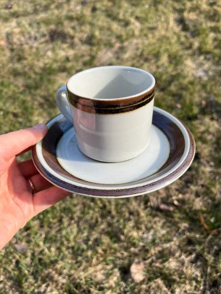 Arabia espresso muki ja aluslautanen Helsinki - valokuva 1