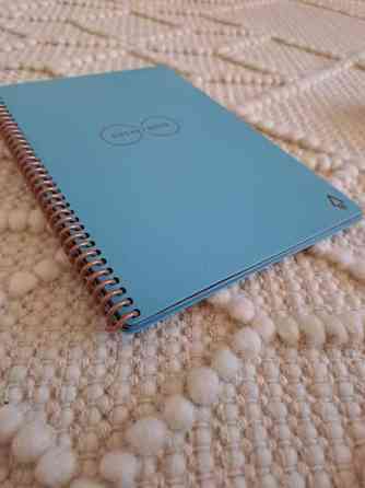 Uudelleen käytettävä vihko Rocketbook core Ювяскюля
