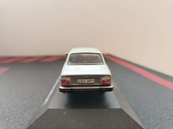 Volvo 244 Anniversary 1927-1977 Порвоо - изображение 3