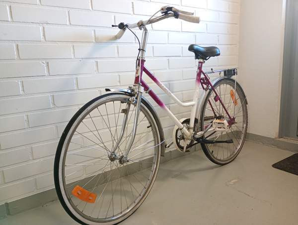 Selling my wife's bike. Эспоо - изображение 2