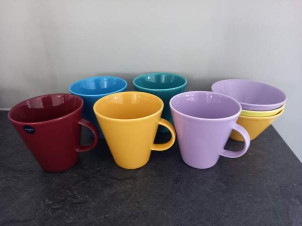 Arabia KoKo kulhot ja mukit Коувола - изображение 1