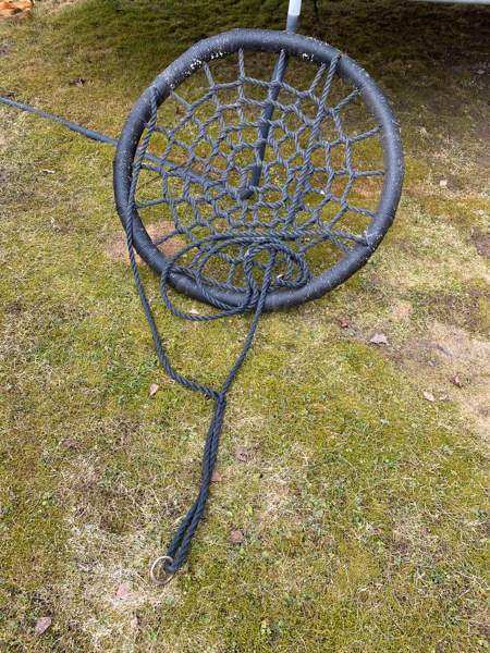 Hämähäkki keinu Ikaalinen - photo 2