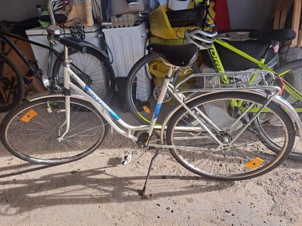 Helkama Ainotar 28 Loimaa - valokuva 1