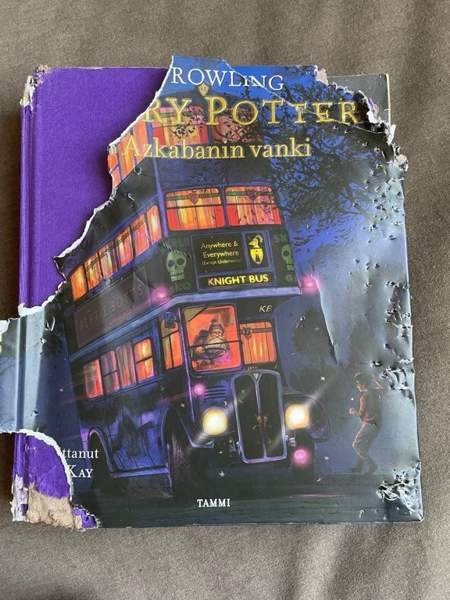 Ostetaan Harry Potter ja Azkabanin vanki (kuvitettu) Helsinki - изображение 1