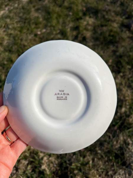 Arabia pieni muki ja aluslautanen Helsinki - изображение 4