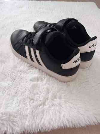 Adidas koko 34 tennarit Helsinki