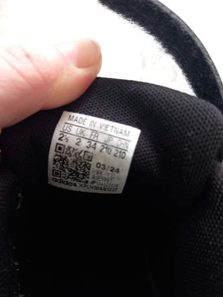 Adidas koko 34 tennarit Helsinki - изображение 3