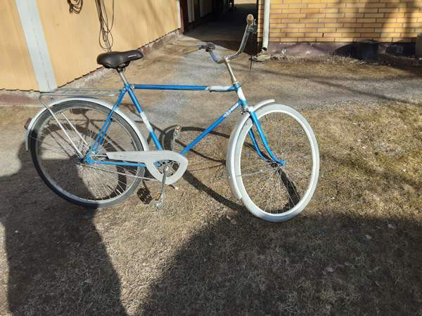 Polkupyörä 28" 3- vaihteinen Сейняйоки - изображение 1