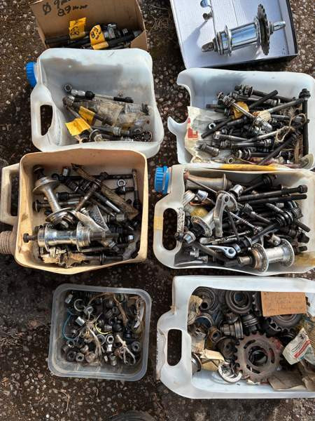 Pyörän akseleita! Nokia - photo 1