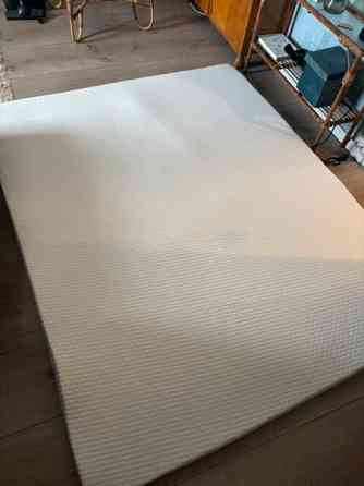 Air-memory foam petauspatja 160x 200 Turku