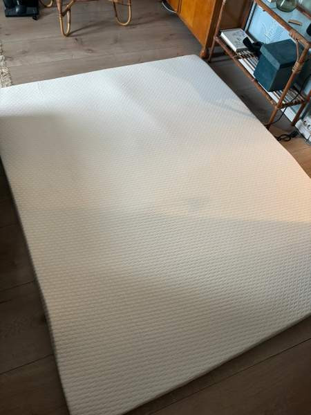 Air-memory foam petauspatja 160x 200 Turku - valokuva 1