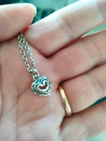 Kalevala talon sydän kaulakoru hopea Jyväskylä - valokuva 2