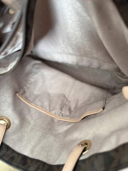 Michael Kors laukku Espoo – foto 4