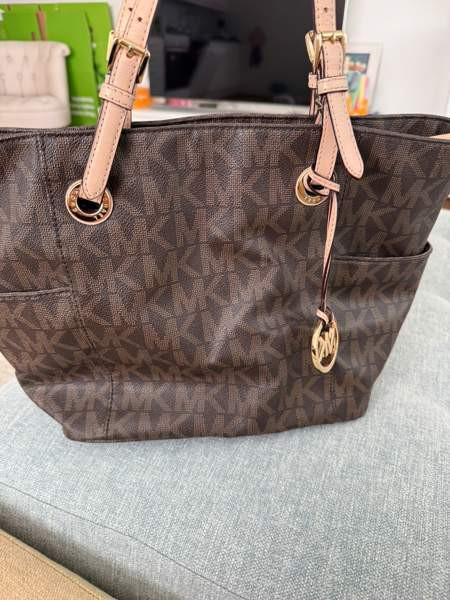 Michael Kors laukku Espoo – foto 5