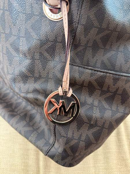 Michael Kors laukku Espoo – foto 6