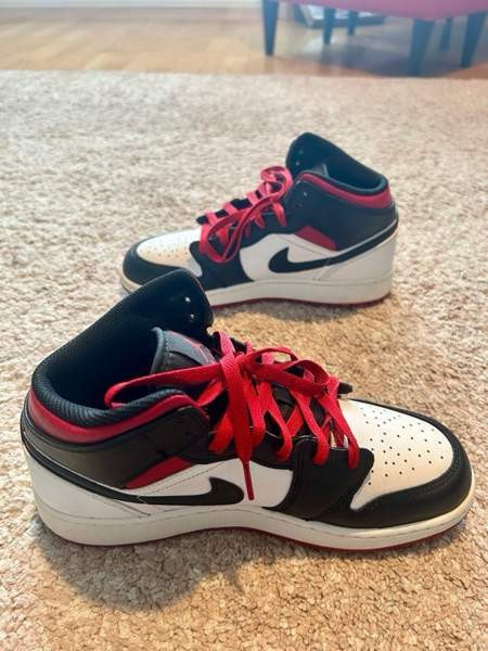 Air Jordan 1 mid Oulu – foto 5