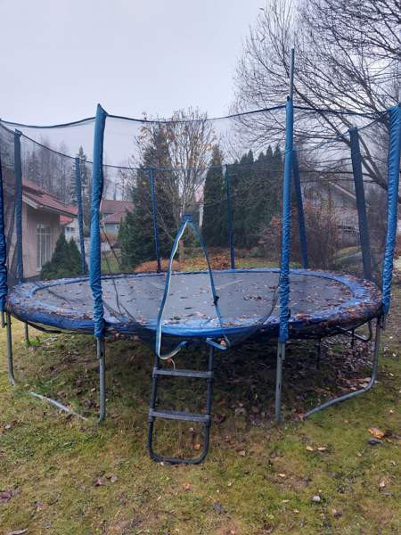 Trampoliini Atom sports Рийхимяки - изображение 3