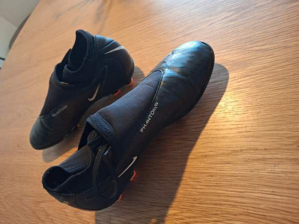 Nike nappikset 37.5 Hattula - изображение 2