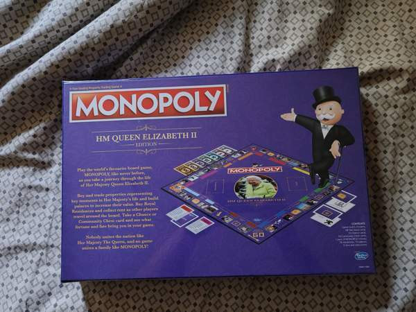 Monopoly Queen Elizabeth II Edition Sinetöity Lahti - valokuva 2