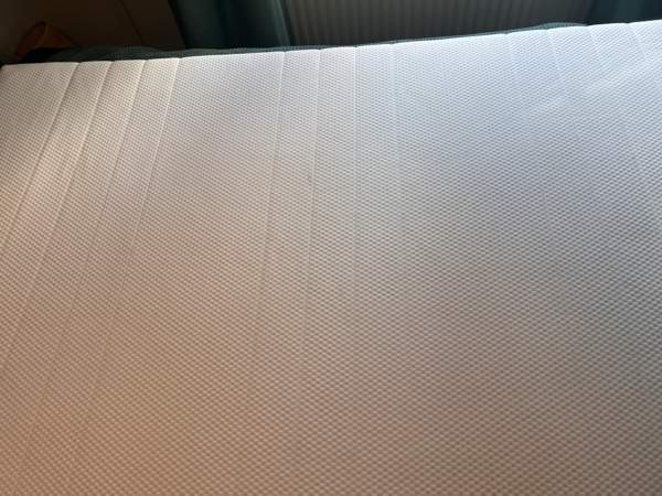 ÅKREHAMN 140x200 semi-firm/white Helsinki – foto 4