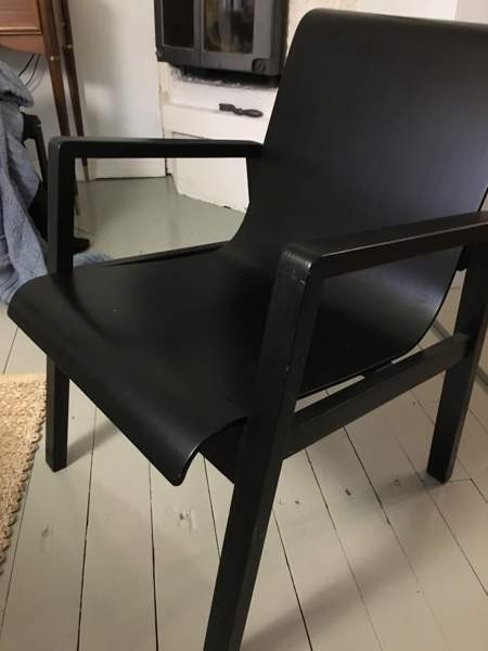 Aalto nojatuoli 403 musta Jyvaeskylae – foto 1