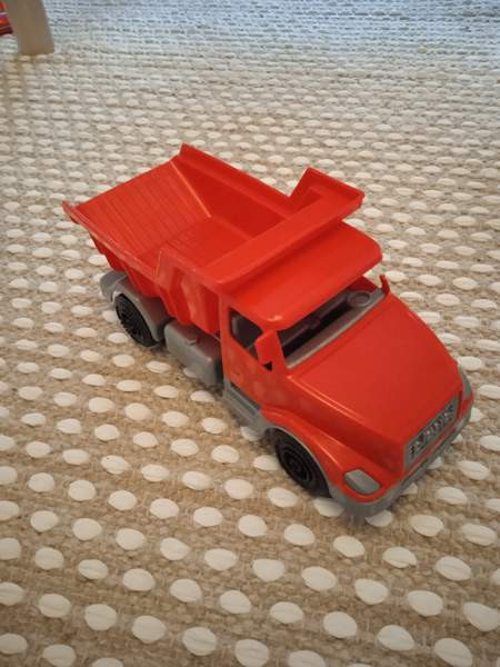 Plasto kuorma-auto Лохья - изображение 1