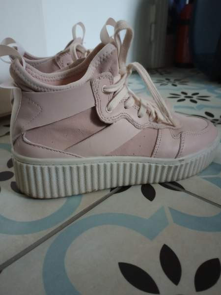 Puuteriroosa Varsitennarit (nahkaa ja mokkaa) Турку - изображение 3