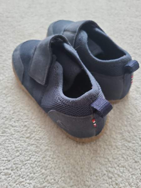 Viking 28 paljasjalkakengät Jyväskylä - valokuva 1