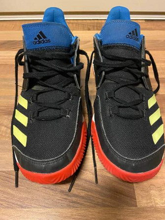 Adidas kengät 39 1/3 Vaasa - photo 1