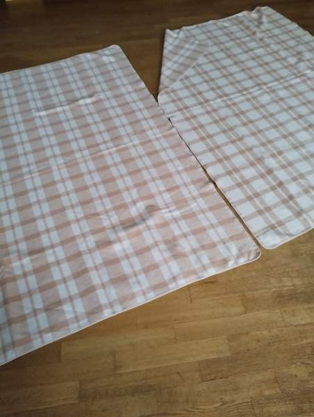 Kaksi vaaleaa puuvillahuopaa Helsinki - изображение 1