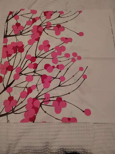 Marimekko Lumimarja kangas Ähtäri - изображение 1