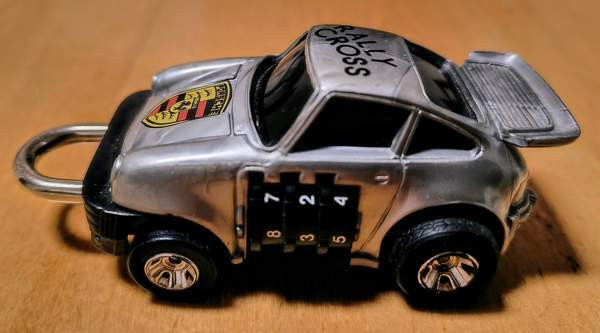 Leluauto numerolukolla Jyvaeskylae - photo 2