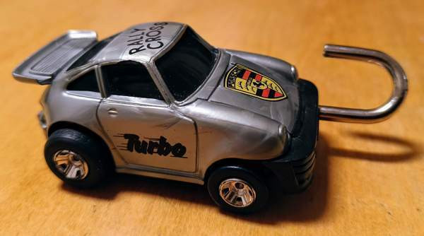 Leluauto numerolukolla Jyvaeskylae - photo 5