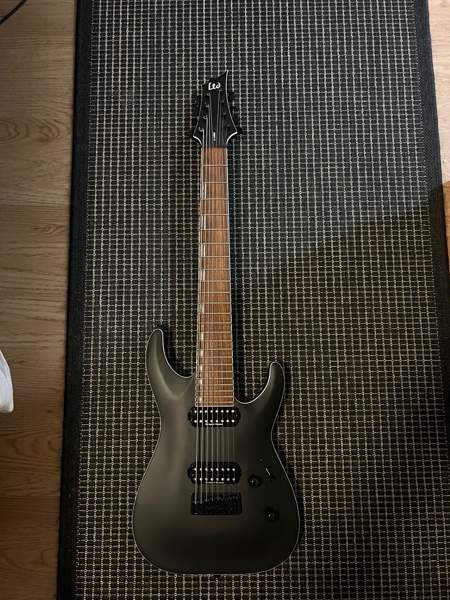 ESP LTD H-408B Black Satin Joensuu – foto 1
