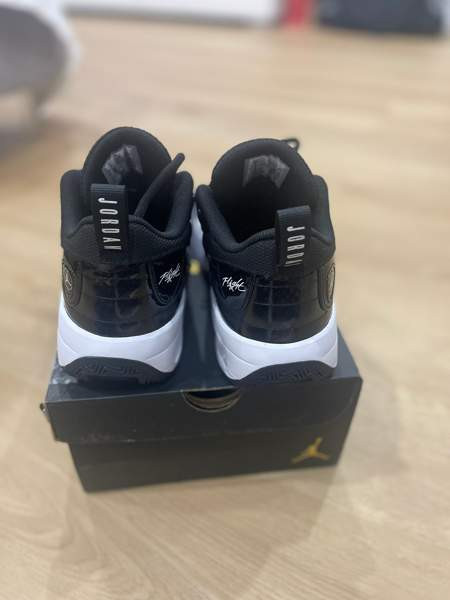 Sisäpelikengät- Jordan Турку - изображение 2