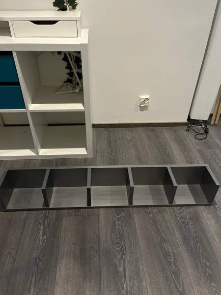 Seinähylly cd dvd hylly Лохья - изображение 1