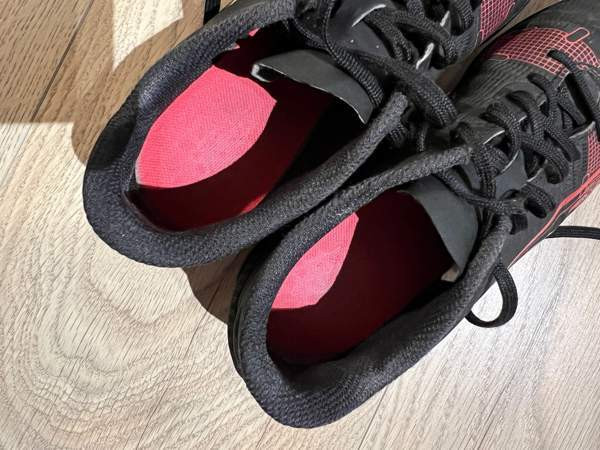 Nike nappikset 33,5 Lahti - valokuva 3