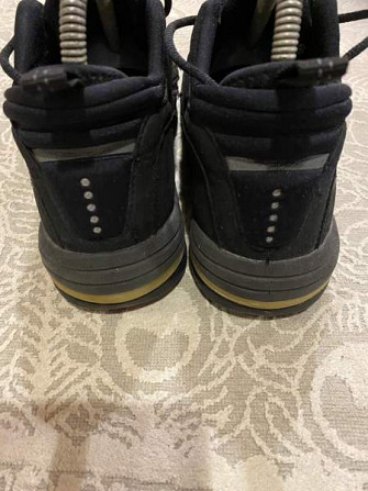 Nike Air Max jumppa ja treenikengät Vantaa - valokuva 3