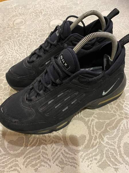 Nike Air Max jumppa ja treenikengät Vantaa – foto 1