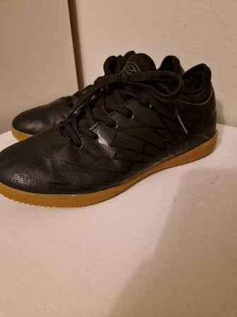 Umbro sisäpelikengät Tampere – foto 1