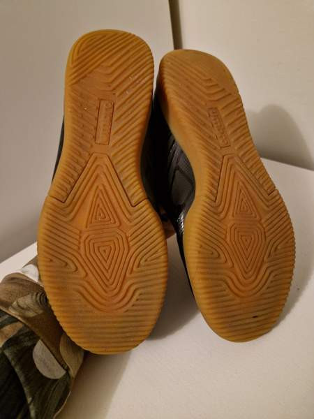 Umbro sisäpelikengät Тампере - изображение 4