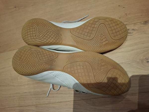 Adidas sisäpelikengät 42 Kempele - valokuva 3