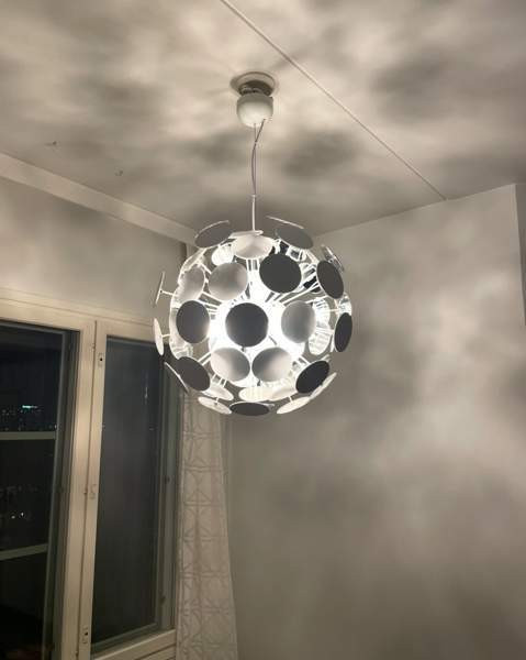 Kattovalaisin Trio Discalgo Helsinki - valokuva 1