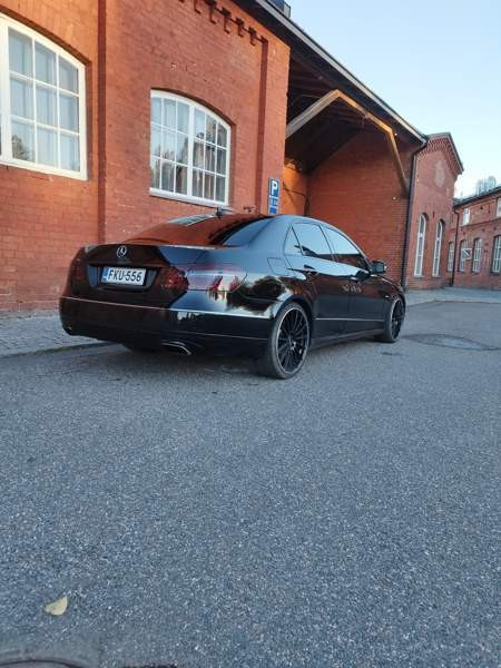Mercedes-Benz E Tammela – foto 3